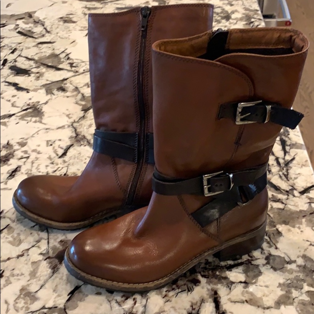 Clarks boots